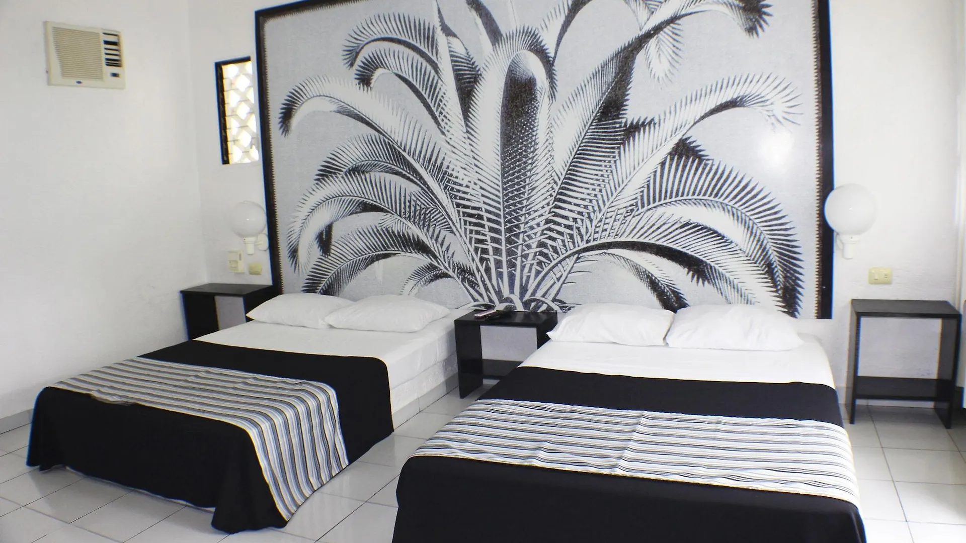 Maya Del Mar On Fifth Avenue Playa del Carmen